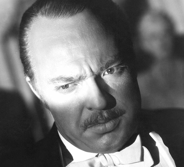 10. 'Citizen Kane' filminde Charles Foster Kane'in son sözlerini nasıl oluyor da herkes biliyor?