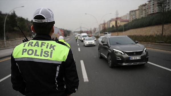Ankara Valiliği, yılbaşı kutlamaları için bazı yolların trafiğe kapanacağını açıkladı.