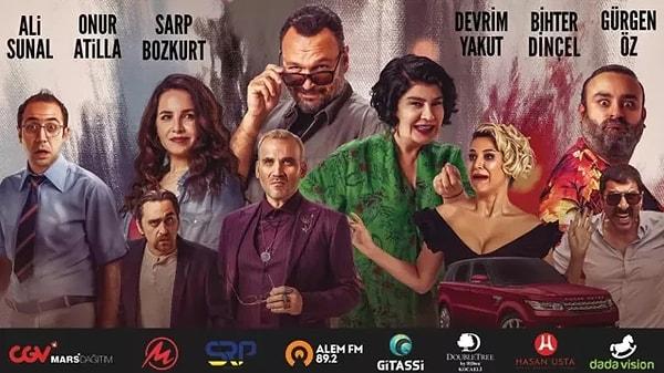 Yönetmen koltuğunda Ali Yorgancıoğlu'nun oturduğu ve senaryosunu Ayberk Çınar'ın kaleme aldığı Hareket Sekiz, Türk komedi filmleri arasında dikkat çekiyor.