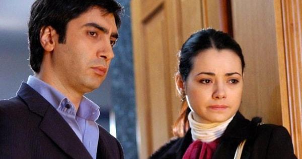 Özgü Namal'ın canlandırdığı, Polat'ın biricik aşkı Avukat Elif karakterinin ilk başta başka bir kadın oyuncuya teklif edildiği ortaya çıktı.