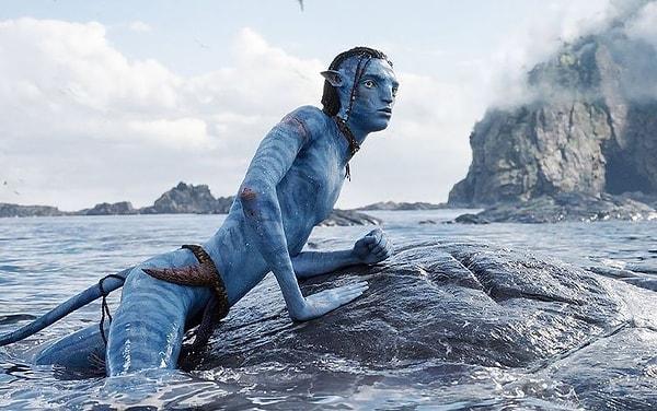 Avatar 2 vizyona girdiği ilk 10 günde küresel çapta 855 milyar dolar kazandı.