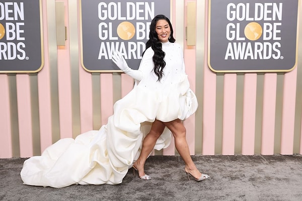 Хлоя Флауэр