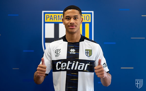 31 Ocak 2022'de İtalya Seri B ekiplerinden Parma'ya 6 aylığına kiralandı. Yaz transfer döneminde ise Parma 3 milyon euro karşılığında oyuncunun bonservisini aldı.