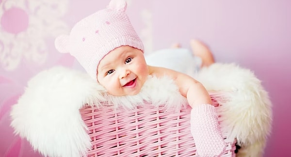 10. В каком возрасте нужно начинать приучать малыша к горшку?