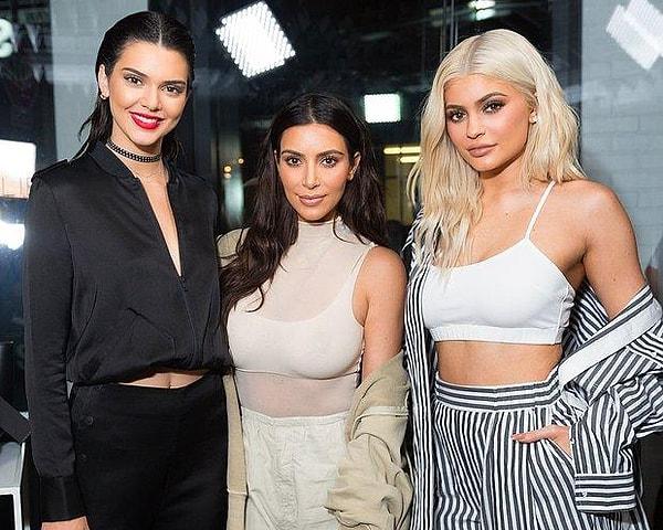 Kim Kardashian ve Kylie Jenner'dan tutun Lady Gaga'ya kadar, ünlü olan kadınların neredeyse hepsinin hatta çoğu zaman bizim bile karşılaştığımız bir yargı var ki o da 'çok fazla makyaj yapıyorsun, ne gerek var!' yargısı.