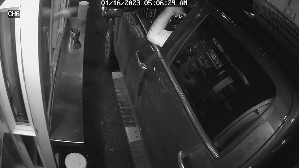 Kaçırma Girişimi: Para Üstü Veren Baristanın Zor Anları