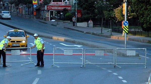 İstanbul Valiliği ise anma programı kapsamında Şişli'de bazı yolların araç trafiğine kapatılacağını duyurdu.