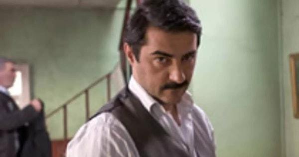 "Keşanlı Ali Destanı"nda Hüseyin ve "İntikam" dizisinde Adem Karakuş rollerini canlandırmıştır.