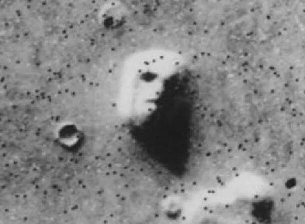 15. Mars'ın yüzü.