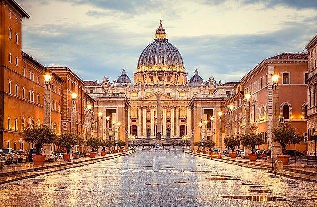 7. St. Peter's Basilica (Vatican City)
