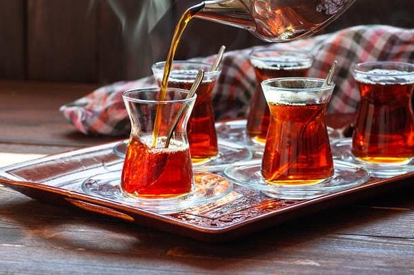 15. Ve tabi ki: Türk çayı!