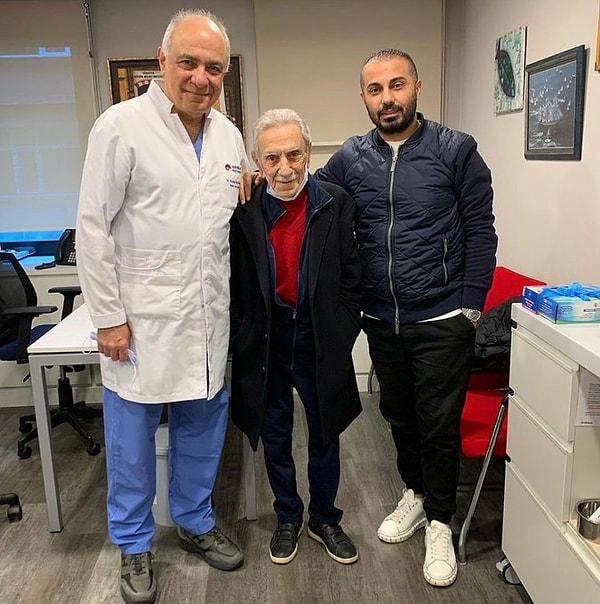 86 yaşındaki Akbaş, paylaşımında kansere yakalandığını duyurdu. Ünlü oyuncu, tedavisinin başladığını belirtti.