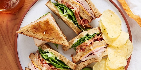 В жизни нужно пробовать только лучшее. А что из этой еды для вас лучшее?