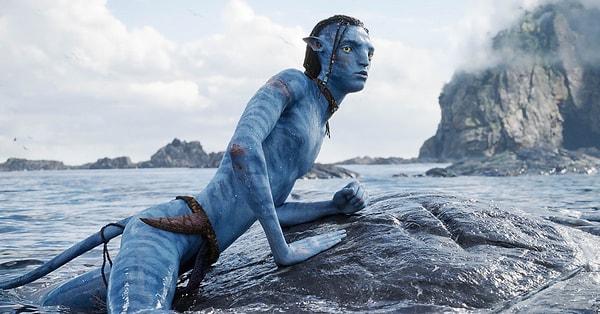 Rekorlara doymayan Avatar filmi, bu sefer de iki milyar dolardan fazla gişe yaparak sinema tarihinde bu rekoru kıran altı filmden biri oldu.