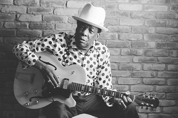 Hangisi bir John Lee Hooker şarkısıdır?