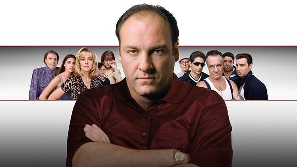 David Chase'in yapımcılığını üstlendiği The Sopranos dizisinin ana karakteri James Gandolfini'nin canlandırdığı Tony Soprano!