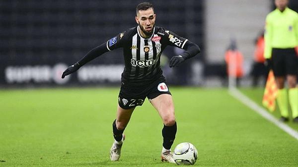 8. Beşiktaş ve Hellas Verona, Angers forması giyen 28 yaşındaki orta saha Nabil Bentaleb'i kadrosuna katmak istiyor. (L'Equipe)