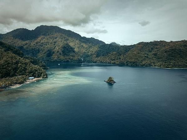 7. Dünyanın en kısa alfabesi Papua Yeni Gine'nin bir parçası olan Rotokas'a ait: 11 harf var.