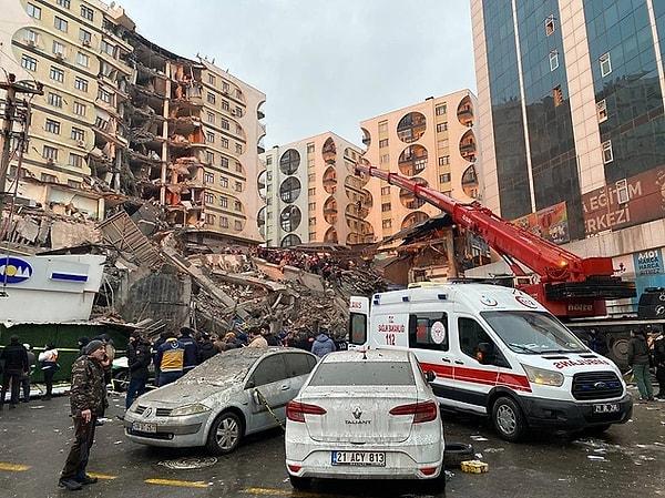 Sabaha karşı Kahramanmaraş'ta meydana gelen 7.4 büyüklüğündeki depremin ardından toplam 10 şehrimiz ciddi şekilde etkilendi.