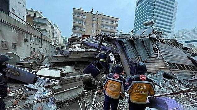 Responding to the question of whether there could be a big earthquake in the near future, Okan Tüysüz said; "Unfortunately, it is not possible to say this today, but it is natural for the earthquake to have big aftershocks."