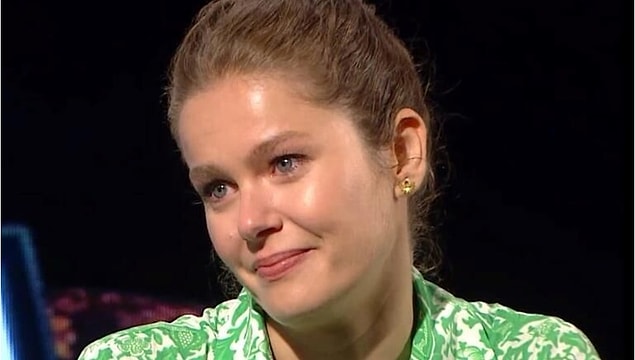'Camdaki Kız'ın Başrolleri Burcu Biricik ve Selma Ergeç Depremzedeler İçin Çalışarak Herkese Örnek Oldular 8 s 99f727228d7d2c02db90d73b95ff89b890ae7ef4
