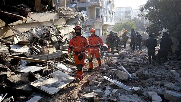 Depremlerde 7'inci gün itibarıyla ölü sayısı 25 bine dayanmış durumda ve halen sayı artmaya devam ediyor.