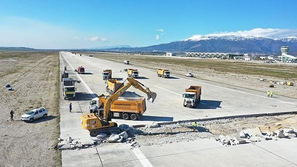 Havalimanı Ankara Büyükşehir Belediyesi (ABB) ekiplerinin de verdiği destekle onarıldı.