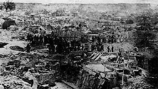 8. 1920 Haiyuan depremi - 16 Aralık 1920 - Çin - 273 bin 400 can kaybı