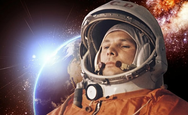 14. Начало первой пятилетки и полет Юрия Гагарина в космос — какое событие произошло раньше?