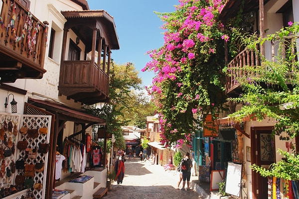 Kaş'ta Bütçenize Göre Otel Seçenekleri