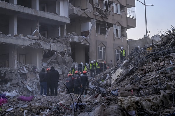 11 ilin etkilendiği depremin acısı devam ederken sosyal medyada yapılan bir paylaşım tartışmaya neden oldu.