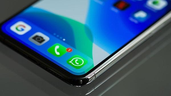 Günümüzün en popüler mesajlaşma uygulaması olan WhatsApp, mesajlaşmanın yanı sıra görüntülü görüşme konusunda da iddiasını sürdürüyor. Şirket, yeni bir özelliğini kullanıma sunduğunu açıkladı.
