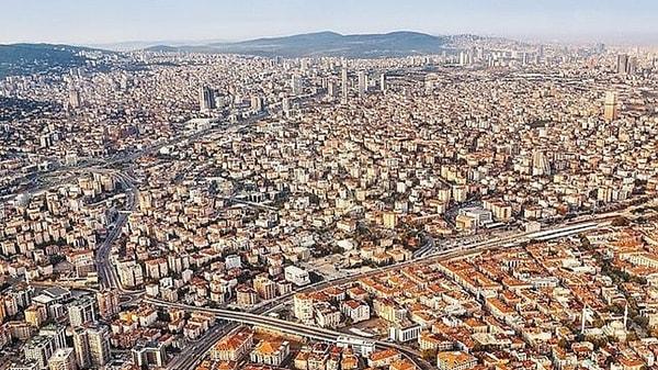 Yerleşim konusuna dikkat çeken Binici, İstanbul'u kuzeye taşıma önerisinde bulundu.