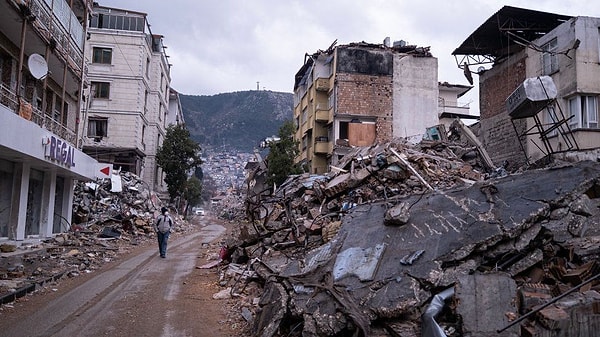 On February 6th, a devastating earthquake hit Turkey and Syria, causing widespread destruction and leaving debris on both sides of the border.