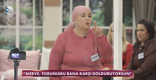 Daha önce Merve tarafından dile getirilen "Kayınvalidem kızımın mezuniyeti için komşudan bindallı almış." iddialarına torundan cevap geldi.