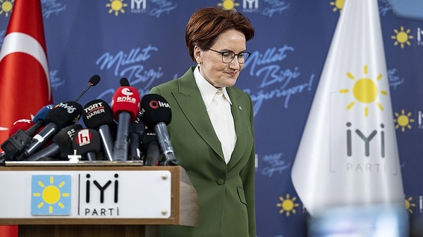 Akşener, ABB Başkanı Mansur Yavaş ve İBB Başkanı Ekrem İmamoğlu’da adaylık çağrısında bulunmuştu.