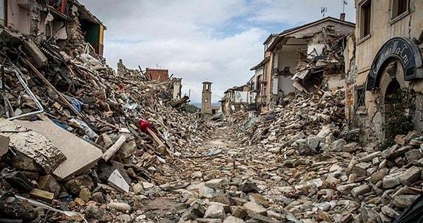 3. Türkiye'de kaydedilen en büyük depremin büyüklüğü kaçtır?