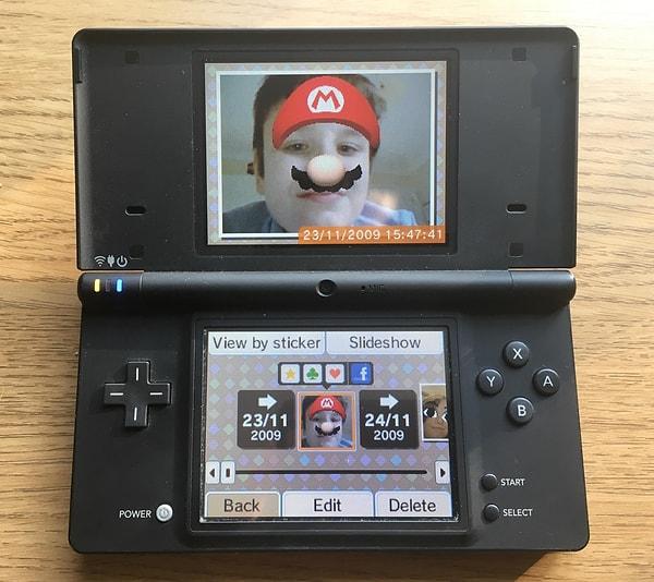 10. Nintendo DSi (2009)
