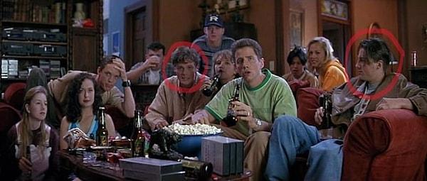 15. Scream (1996) filmindeki Stu ve Billy isimli katillerin bir kopyasını görebilirsiniz!