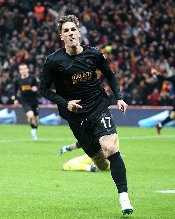 Galatasaray, yeni transferi Nicolo Zaniolo'nun 57. dakikada attığı golle 1-0 öne geçti.