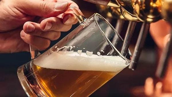 1. Almaya'nın Bavaria bölgesinde bira temel ihtiyaç olarak tüketiliyor.