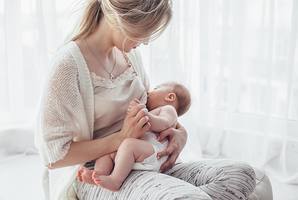 Emzirme döneminde bebeğiniz için özenli ve dengeli tüketilmesi önerilen gıdalar nelerdir?