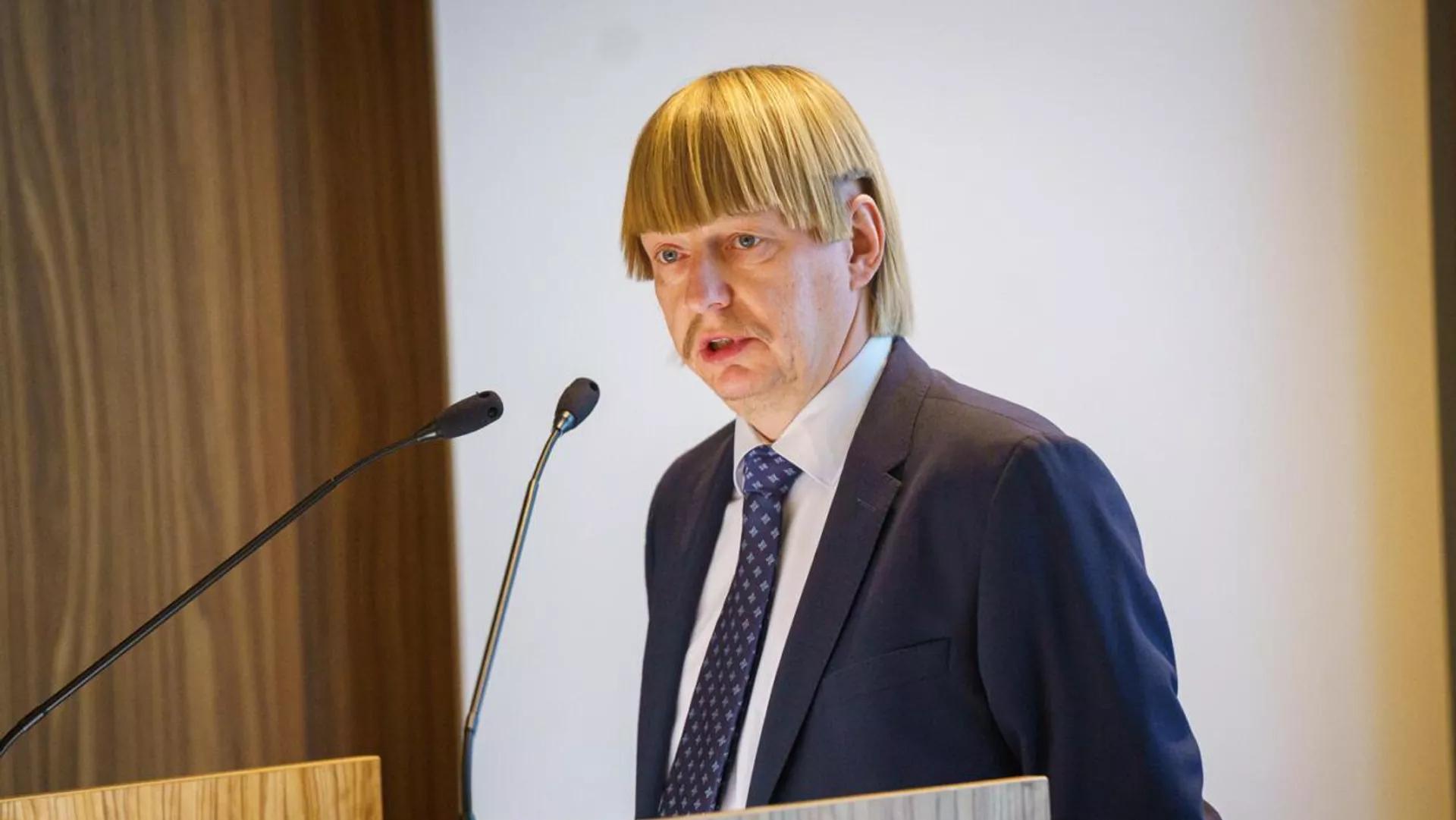 Новая политическая фигура из Эстонии, чьи волосы затмили прическу Бориса Джонсона и Дональда Трампа: Рейн Эплер