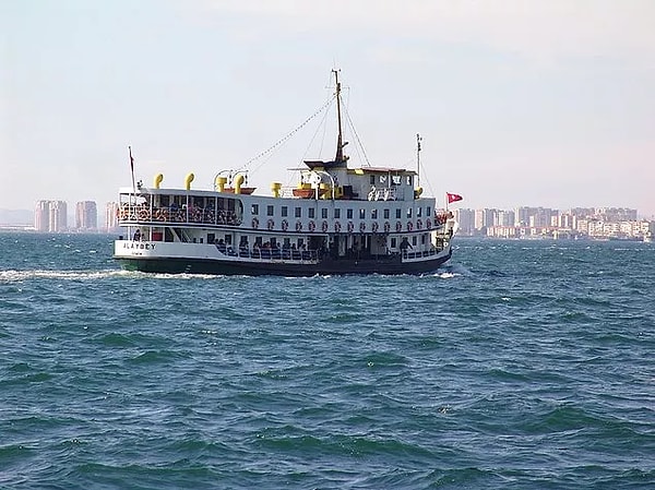 6.	Take a ferry ride from Göztepe to Karşıyaka