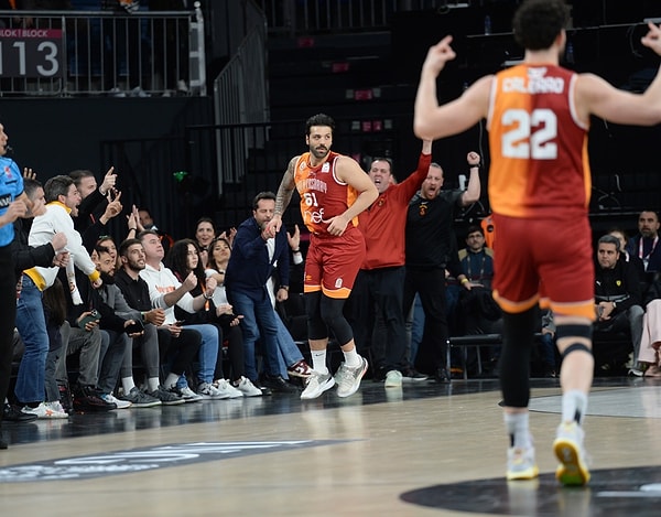 Basketbol Şampiyonlar Ligi son 16 turu K Grubun'nda yer alan Galatasaray Nef, 2 galibiyet ve 3 mağlubiyetle üçüncü, Limoges ise 5 yenilgiyle son sırada yer alıyor.