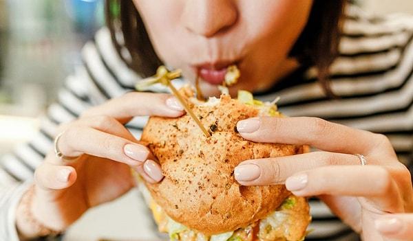 Yeme davranışımızı etkileyen psikolojik faktörler sürekli iş başındadır