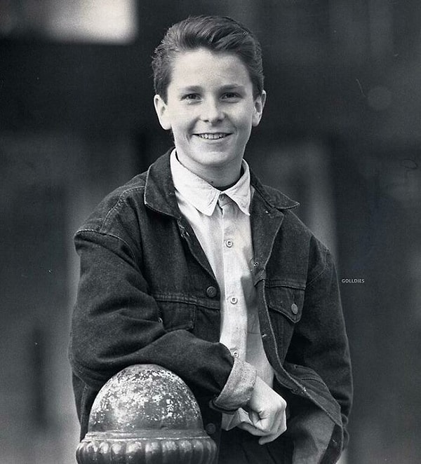 20. 14-летний Кристиан Бэйл. Фотосессия конца 1980-х
