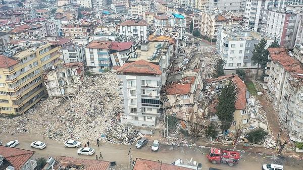 6 Şubat'ta yaşanan deprem felaketi Kahramanmaraş, Hatay, Malatya, Gaziantep, Adana, Adıyaman, Osmaniye, Diyarbakır, Kilis ve Şanlıurfa olmak üzere birçok ilimizi sarstı...