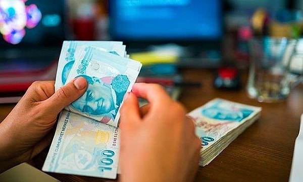 1. Kredi kartı ya da banka kredisi kullanmamış olman yüksek kredi notuna sahip olacağın anlamına gelmez.