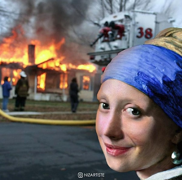 Девушка с жемчужной сережкой наблюдает, как ее жизнь сгорает дотла: